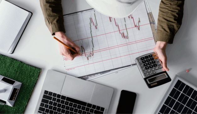 Para alcançar a meta de inflação, o Banco Central usa como principal instrumento a taxa básica de juros, a Selic. Foto: Freepik