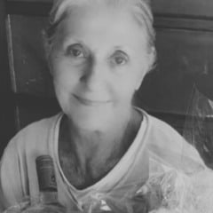 Morre Gladys Bitran