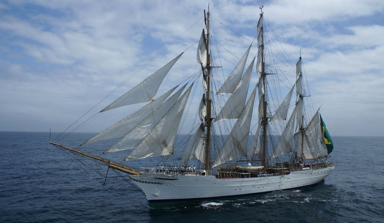 Cisne Branco é conhecido pela sua beleza e história. Foto: Divulgação/Marinha do Brasil