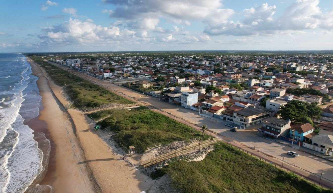 Orla de Guriri, em São Mateus