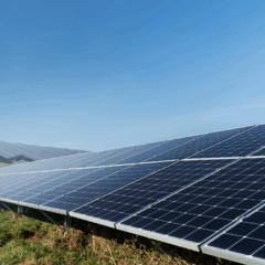 As organizações selecionadas receberão um sistema fotovoltaico com capacidade de até 5 kWp. Foto: Freepik