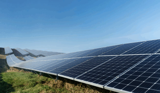 As organizações selecionadas receberão um sistema fotovoltaico com capacidade de até 5 kWp. Foto: Freepik