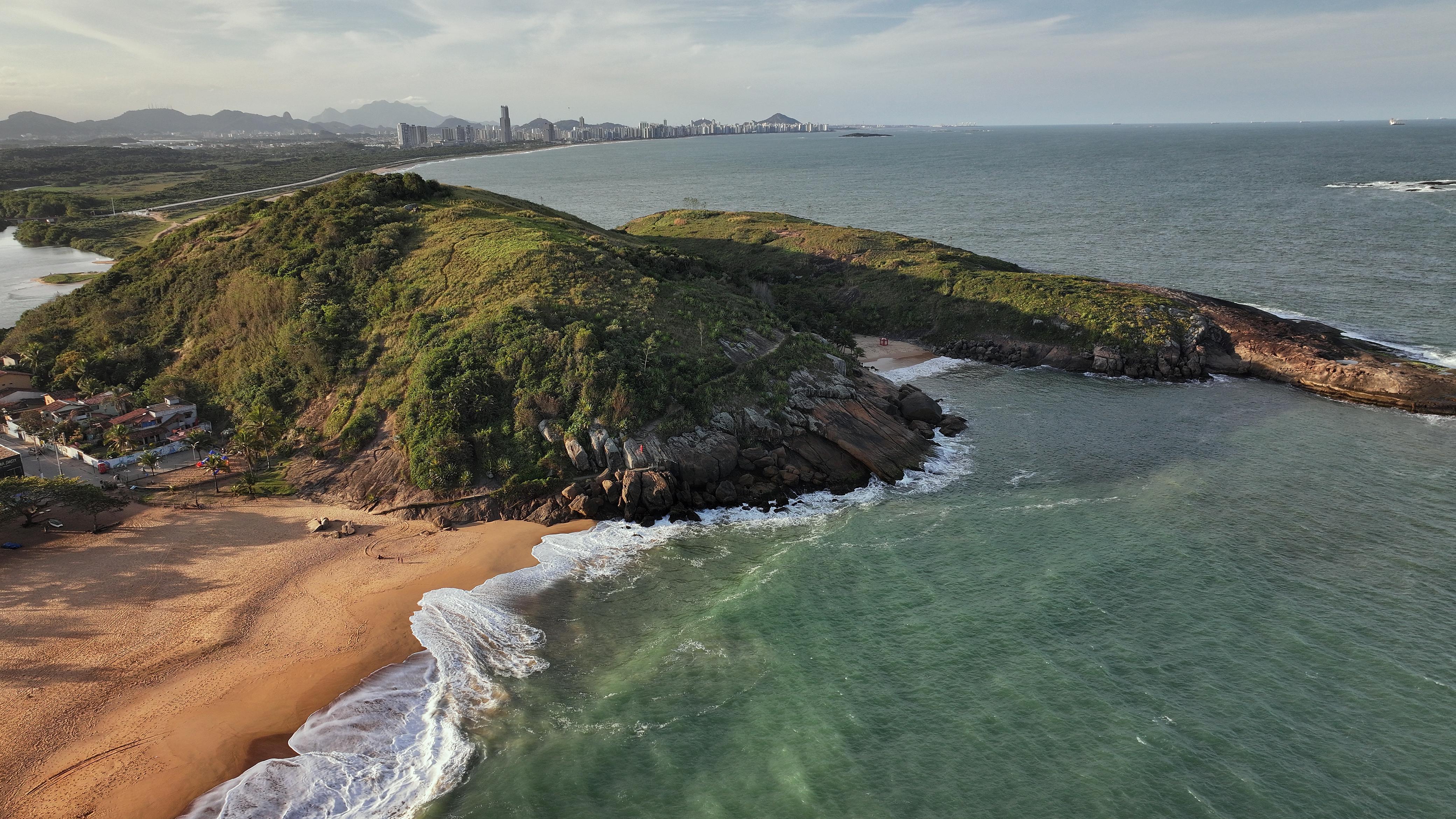Praia do Barrão Barra do Jucu drone