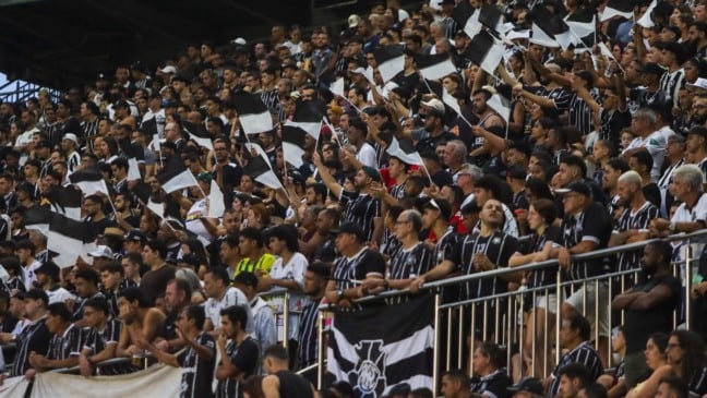 Torcida do Rio Branco no Kleber Andrade