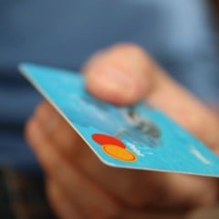 Esses 3 cartões de crédito são os que mais rendem milhas para viajar de graça; especialista explica truques