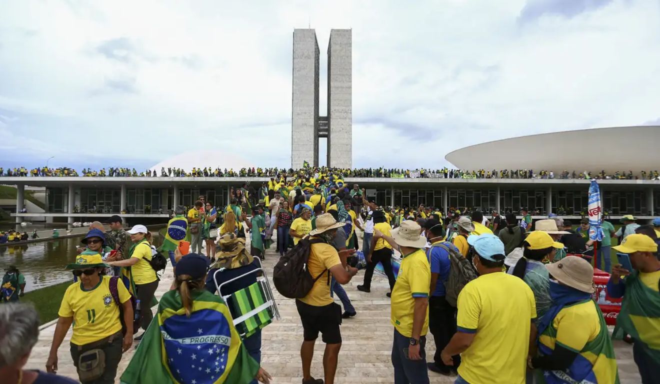 Atos golpistas em 8 de janeiro de 2023, em Brasília