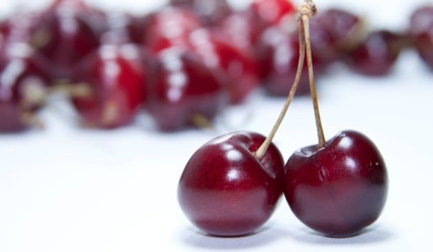 nova moda é sobremesa com cereja