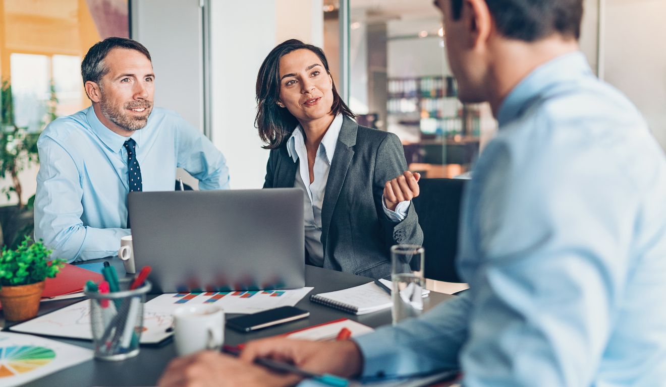 liderança gestão de pessoas trabalho