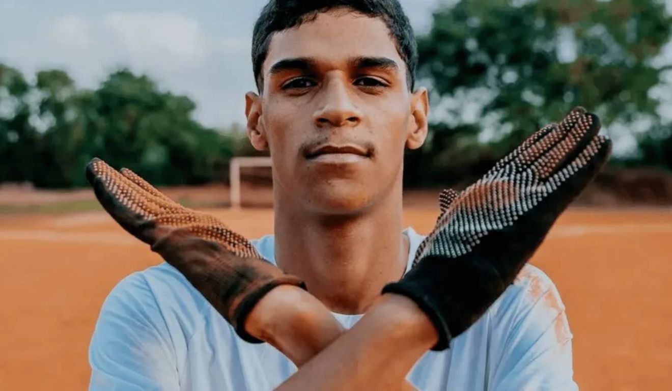 Luva de pedreiro iran ferreira