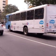 Ônibus do Transcol no centro de Vitória
