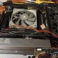 PC dentro do Xbox 360 Slim surpreende pela integração criativa