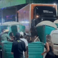 Acidente com carreta durante show em Itaberaí deixou feridos/Foto: Reprodução
