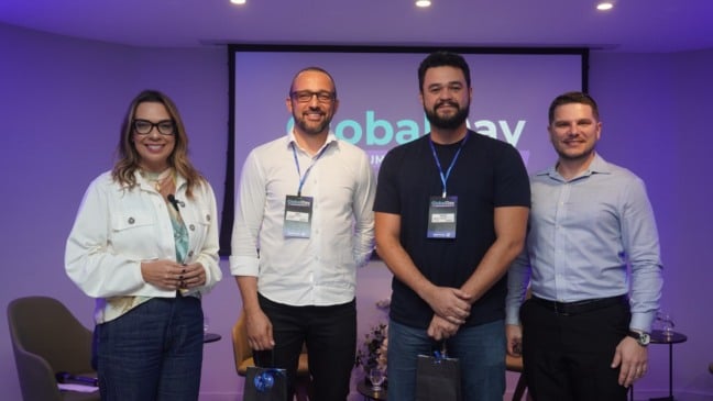Jantar para compartilhar experiências de transformação digital e inovação