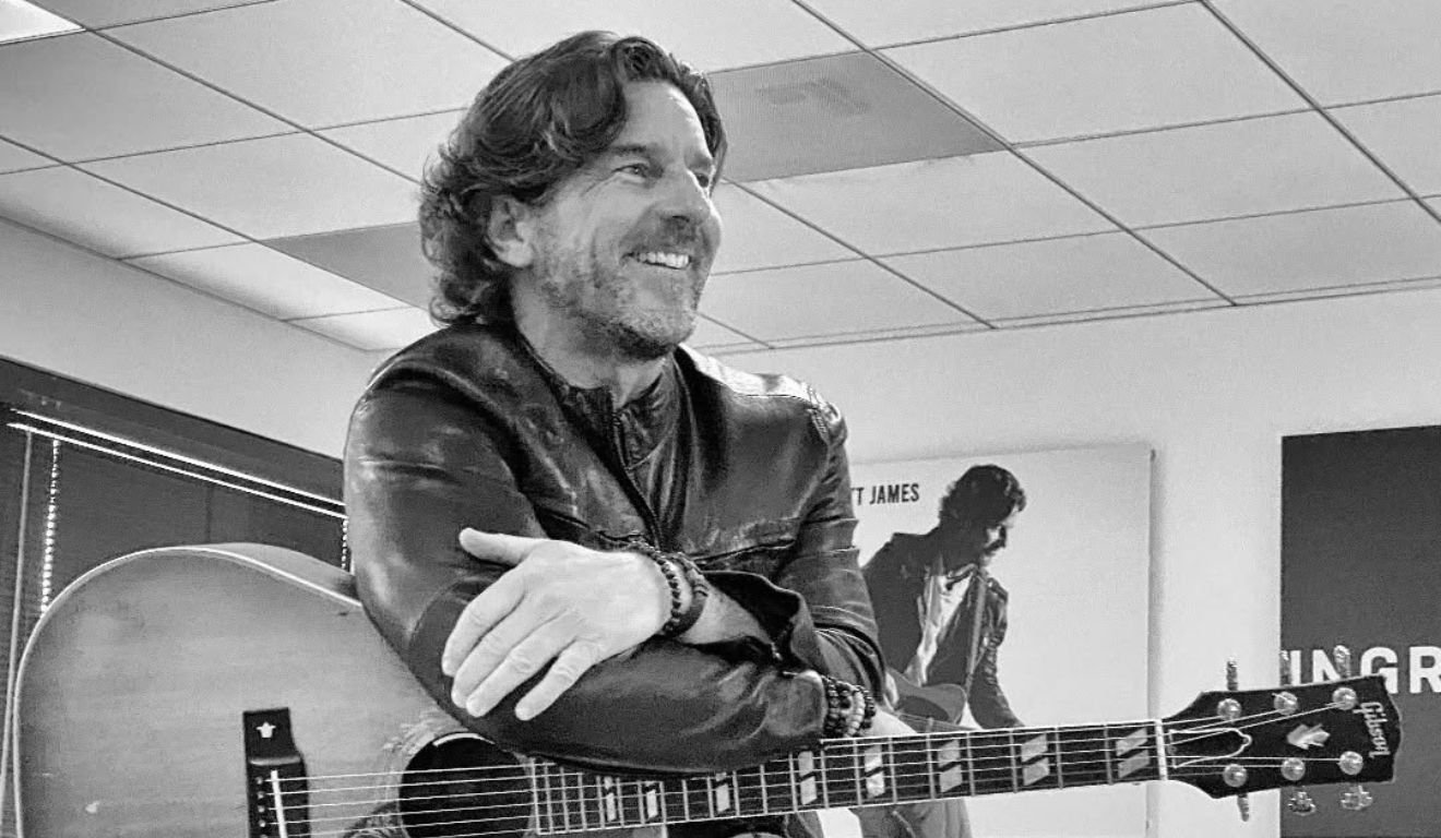 Brett James compôs Jesus, Take the Wheel, canção premiada no Grammy com Carrie Underwood (Foto: Reprodução/Instagram/ @brettjamessongs