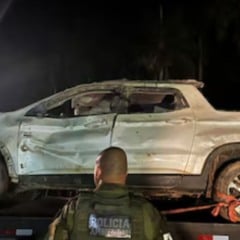 Carro de homens desparecidos foi encontrado enterrado Foto Polícia Militar Ambiental do Paraná