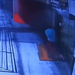 Estúdio de beleza foi arrombado na madrugada na Serra; criminosos levaram equipamentos e produtos de uso profissional/Foto: Reprodução Leitor