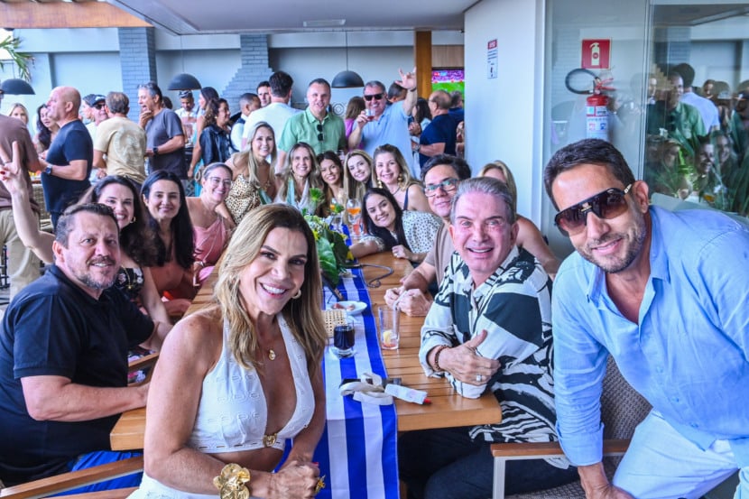 Do verão na Croácia para o inverno na Praia da Costa no mesmo clima festivo