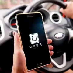 Uber lança função para facilitar viagens em grupo