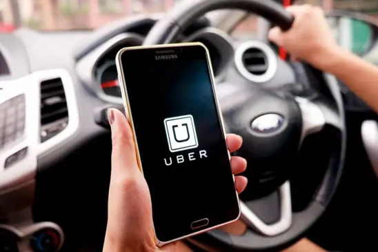 Uber lança função para facilitar viagens em grupo