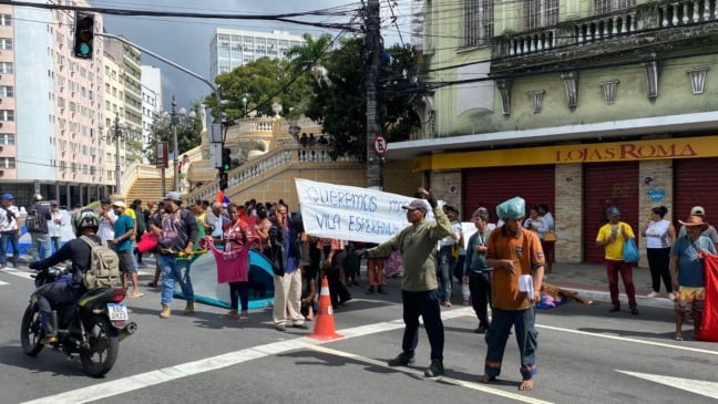 Manifestantes no Palácio (Foto: Thiago Soares)