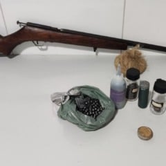 Armas utilizadas pelo pai (Foto: SESP)