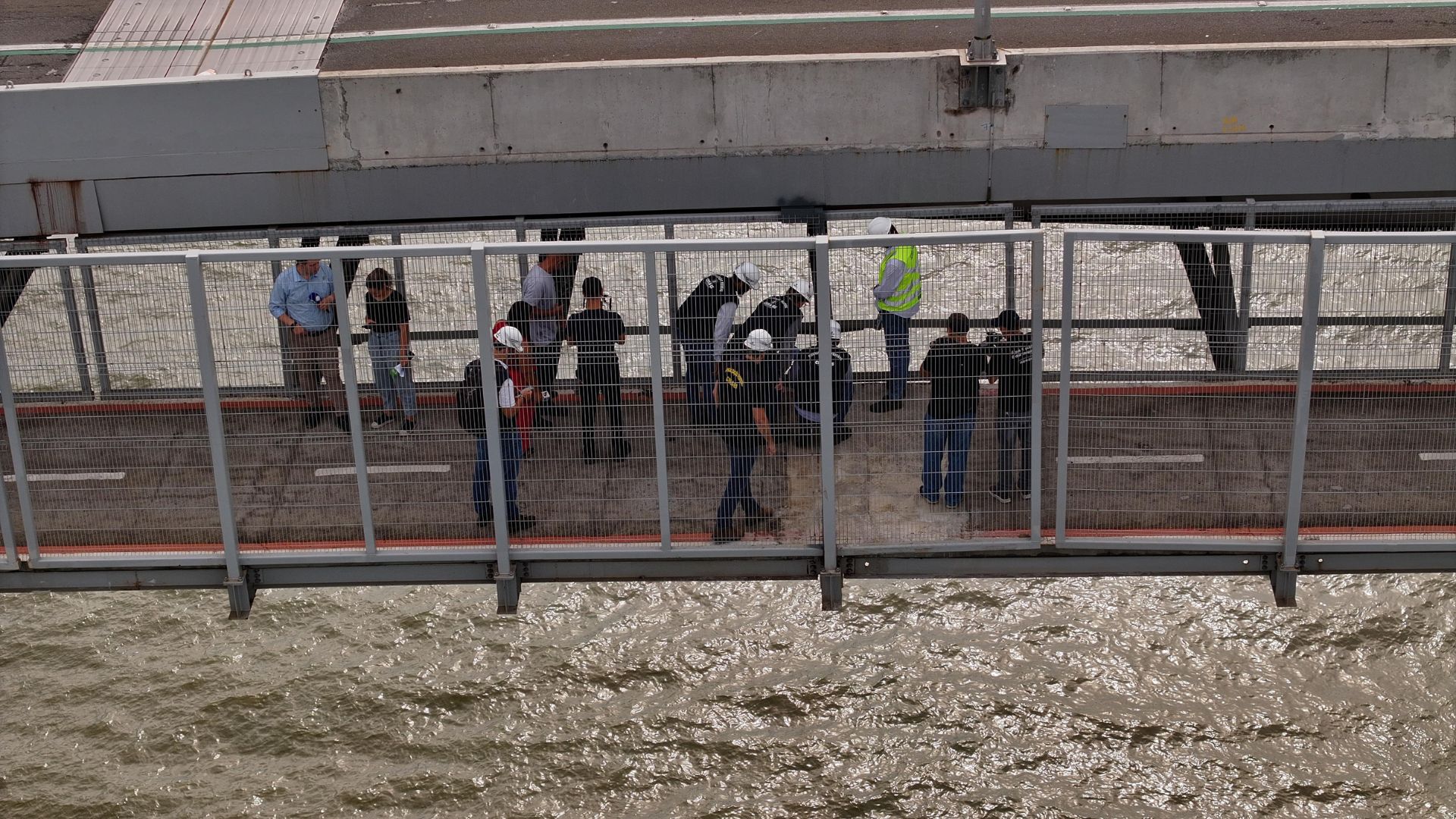 Equipe do Crea-ES realizou vistoria na Ciclovia da Vida (Foto: Thiago Soares/ Folha Vitória)