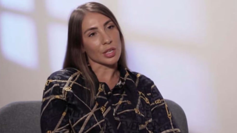 Marina Lacerda relata ter sido abusada por Jeffrey Epstein aos 14 anos. (Foto: Reprodução Redes Sociais)