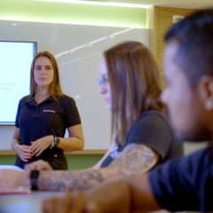 Smartsourcing: como empresas estão transformando a gestão de equipes na era digital