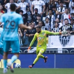 Goleiro Everson acusa torcedores do Atlético-MG de importunação à filha de 13 anos