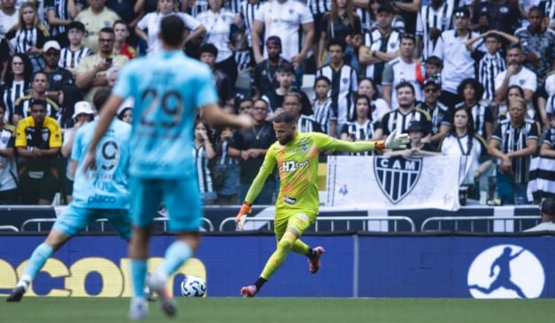 Goleiro Everson acusa torcedores do Atlético-MG de importunação à filha de 13 anos