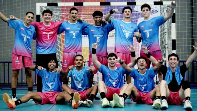 2025.09.24- Brasilia/DF - Jogos da Juventude CAIXA Brasilia 2025 - Local: La Salle - Handebol - Masculino - 1 Divisao - Semifinal - Espirito Santo (Azul) x Piaui (Vermelho) - Foto:Wagner Araújo / COB - IG: @wags.photo / @timebrasil