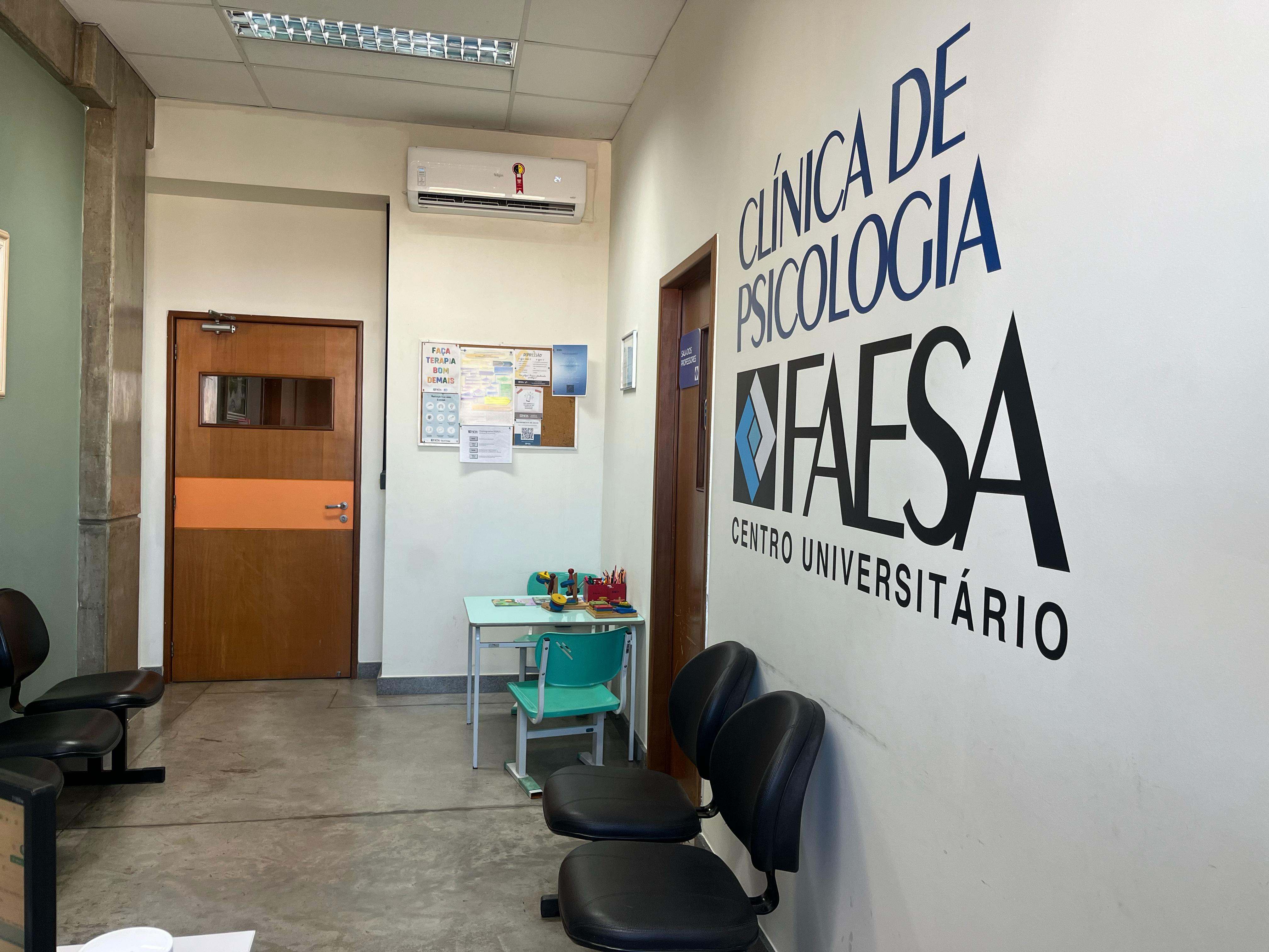 Clínica-Escola de Psicologia da Faesa