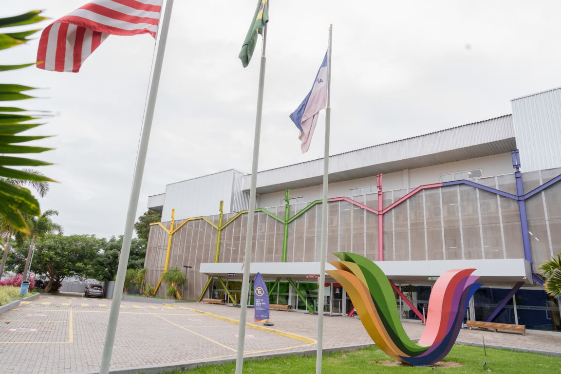 Escola Americana de Vitória traz curso intensivo de Harvard para estudantes capixabas