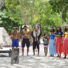 Indígenas em aldeia de Aracruz