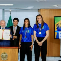 10.09.2025 - Encontro com atletas da Seleção Brasileira de Futebol Feminino, campeãs da Copa América Feminina 2025