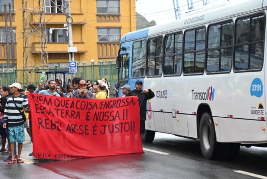 Manifestação de moradores de Vila Esperança em Vitória