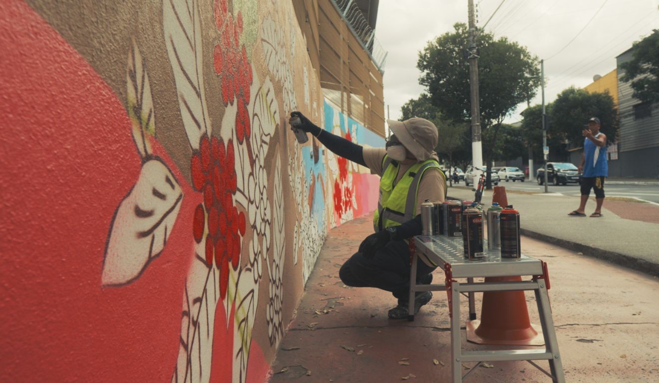 Pintura realizada pelo artista capixaba Raí Bolzan terá 703 metros quadrados. Foto: Divulgação Pintura realizada pelo artista capixaba Raí Bolzan terá 703 metros quadrados. Foto: Divulgação