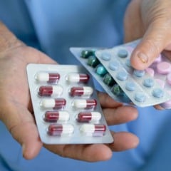Remédios medicamentos comprimidos saúde