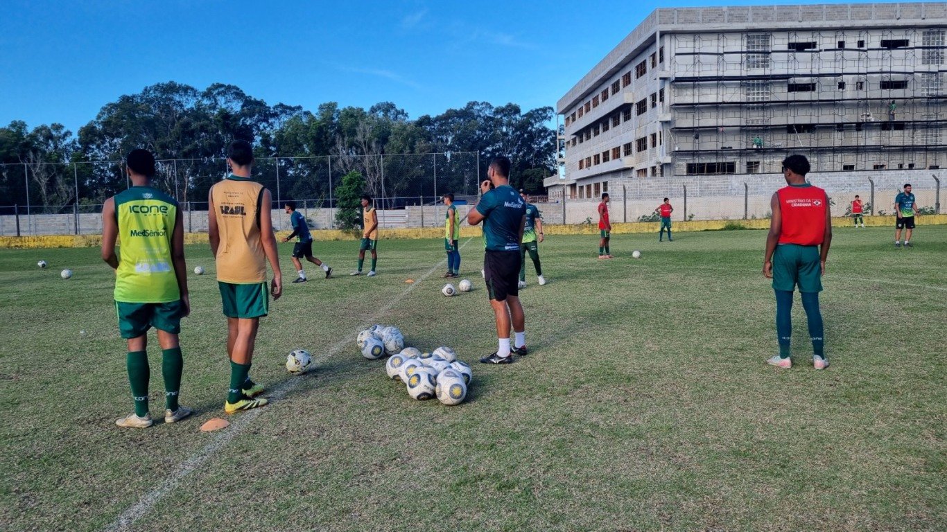 Porto Vitória é o papa-títulos do futebol de base do ES
