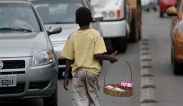 Em 2024, uma em cada cinco crianças e adolescentes em situação de trabalho infantil trabalhava 40 horas ou mais por semana. Foto: Divulgação/ Prefeitura de Rio das ostras
