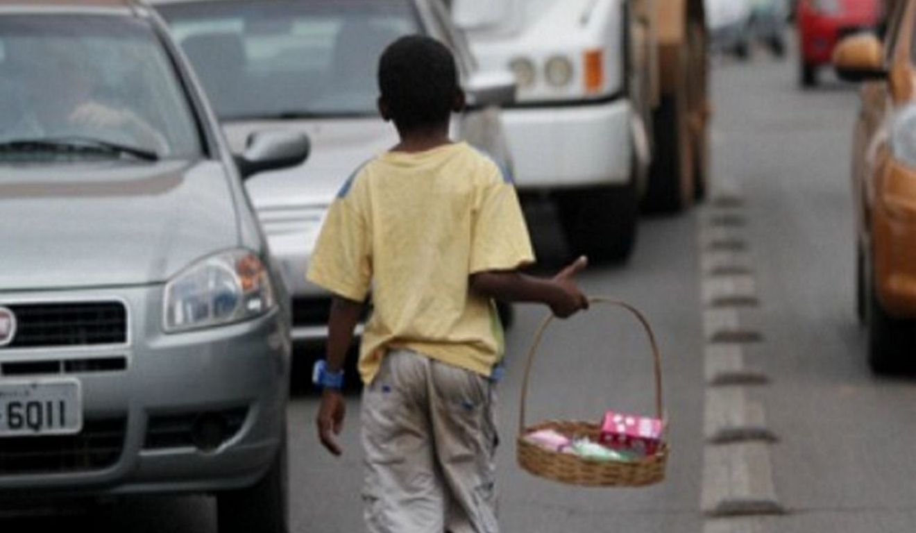 Em 2024, uma em cada cinco crianças e adolescentes em situação de trabalho infantil trabalhava 40 horas ou mais por semana. Foto: Divulgação/ Prefeitura de Rio das ostras