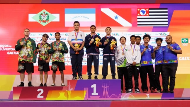 2025.09.17 - Brasilia/DF - Jogos da Juventude CAIXA Brasilia 2025 - Local: CICB - Cerimonia de Premiação do Wrestling - Equipe Livre Masculino - Ouro :Espirito Santo Prata: Santa Catarina Bronze: Para e Sao Paulo - Foto: Abelardo Mendes Jr/COB - IG: @abelardomendesjr / @timebrasil