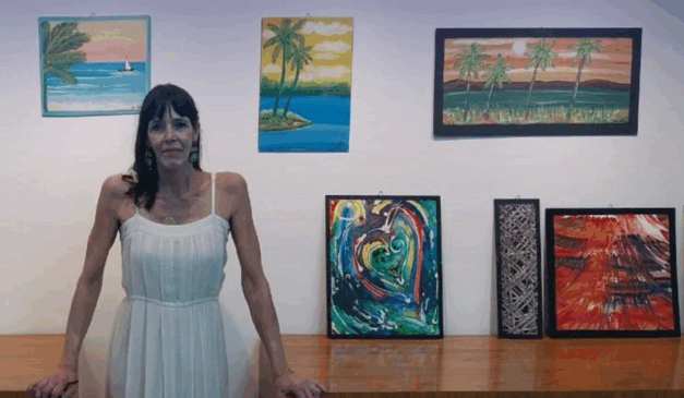 Ana Lilia levou 35 obras para exposição no TJES (Foto: Reprodução/Facebook/TJES)