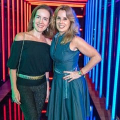 Luzes coloridas, globos espelhados e hits dos anos 80 no Iate Clube