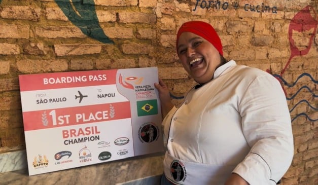 Carla Dall’Orto Carvalho vai representar o Brasil nas Olimpíadas da Pizza, na Itália (Foto: Thiago Soares/Folha Vitória)