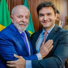 O presidente Lula e o ministro Celso Sabino. Foto: Ricardo Stuckert / PR

