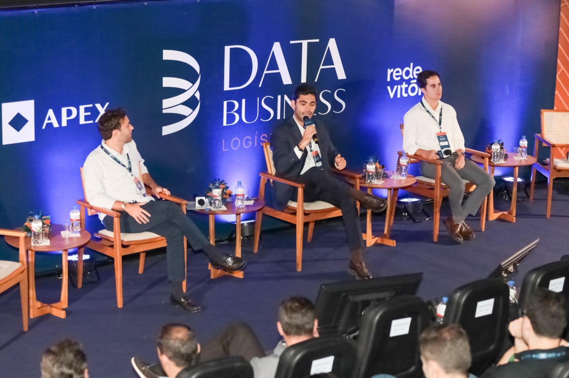 Data Business Logística reuniu empresários para debater o papel do Espírito Santo como a ponte do Brasil com o mundo Data Business Logística reuniu empresários para debater o papel do Espírito Santo como a ponte do Brasil com o mundo