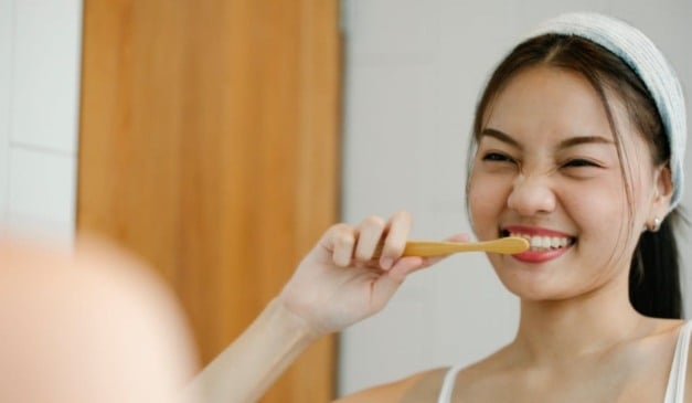 "Colgate caseiro", fórmula natural deixa dentes brancos sem desgastar