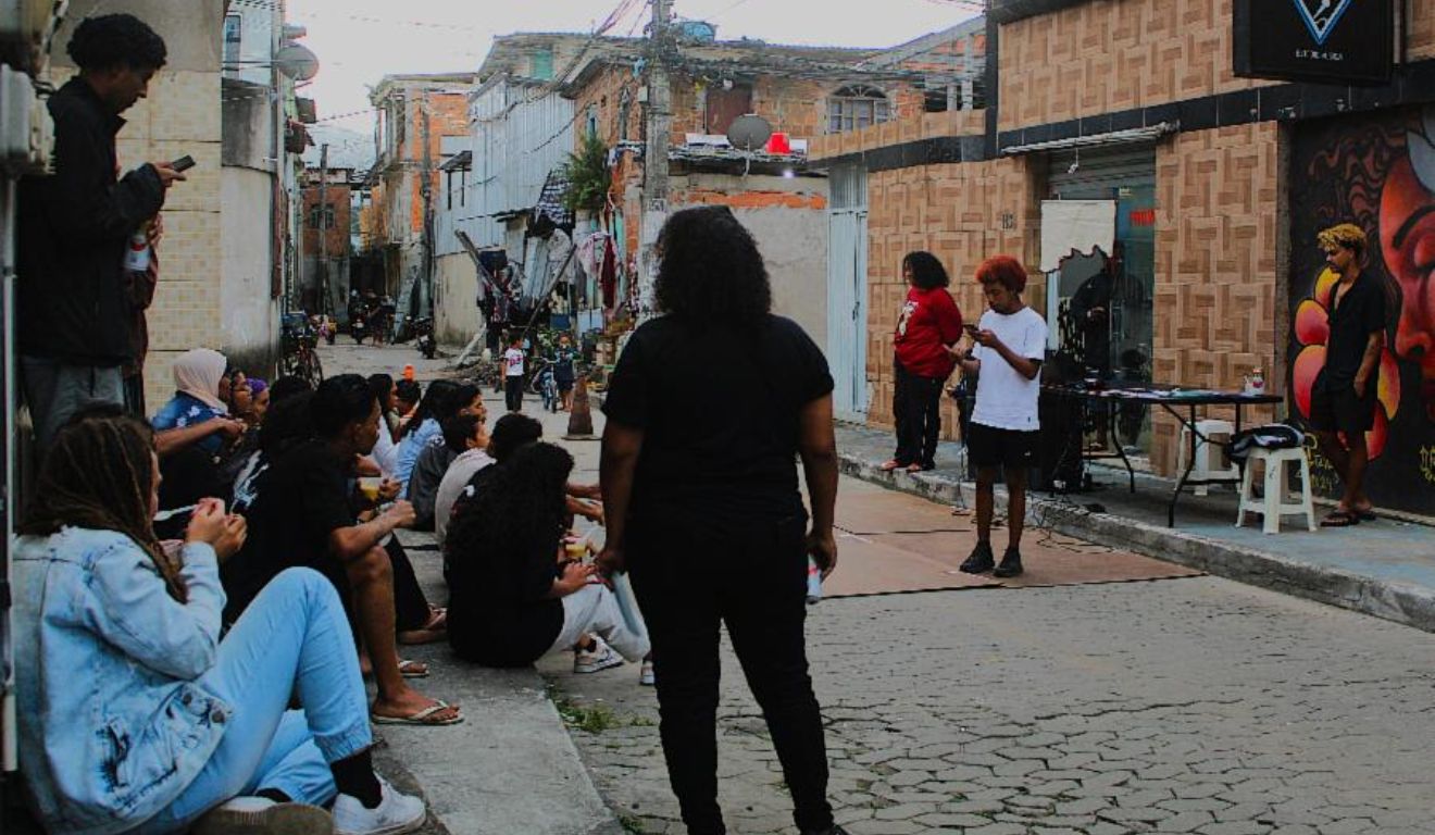 Encontro contará com a final do Slam Vilania e a disputa do Slam de Cria (Foto: @metheusjpeg)