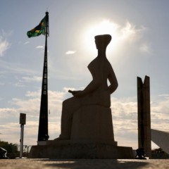 Estátua da Justiça em frente ao STF. Foto: Fabio Rodrigues-Pozzebom/Agência Brasil